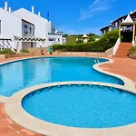Blue - In Complex With 3 Pools *